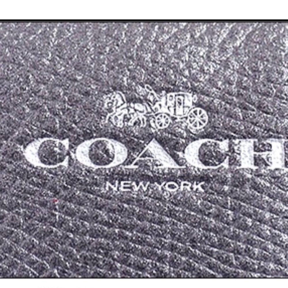 COACH CORNER ZIP WRISTLET IN CROSSGRAIN LEATHER - Picture 4 of 4